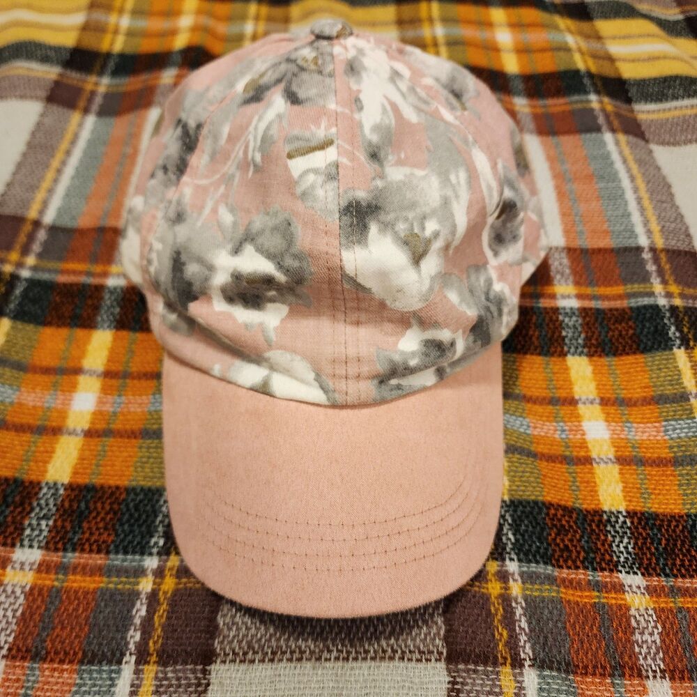 INC International Concepts  Women's Blush Pink Floral Hat. EUC.
